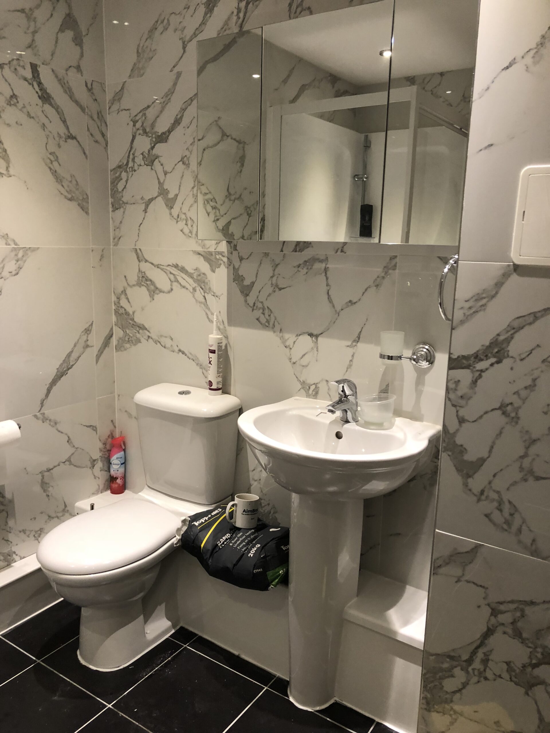 House makeover با بیش از ۱۵ سال سابقه ی درخشان در امور ساختمانی