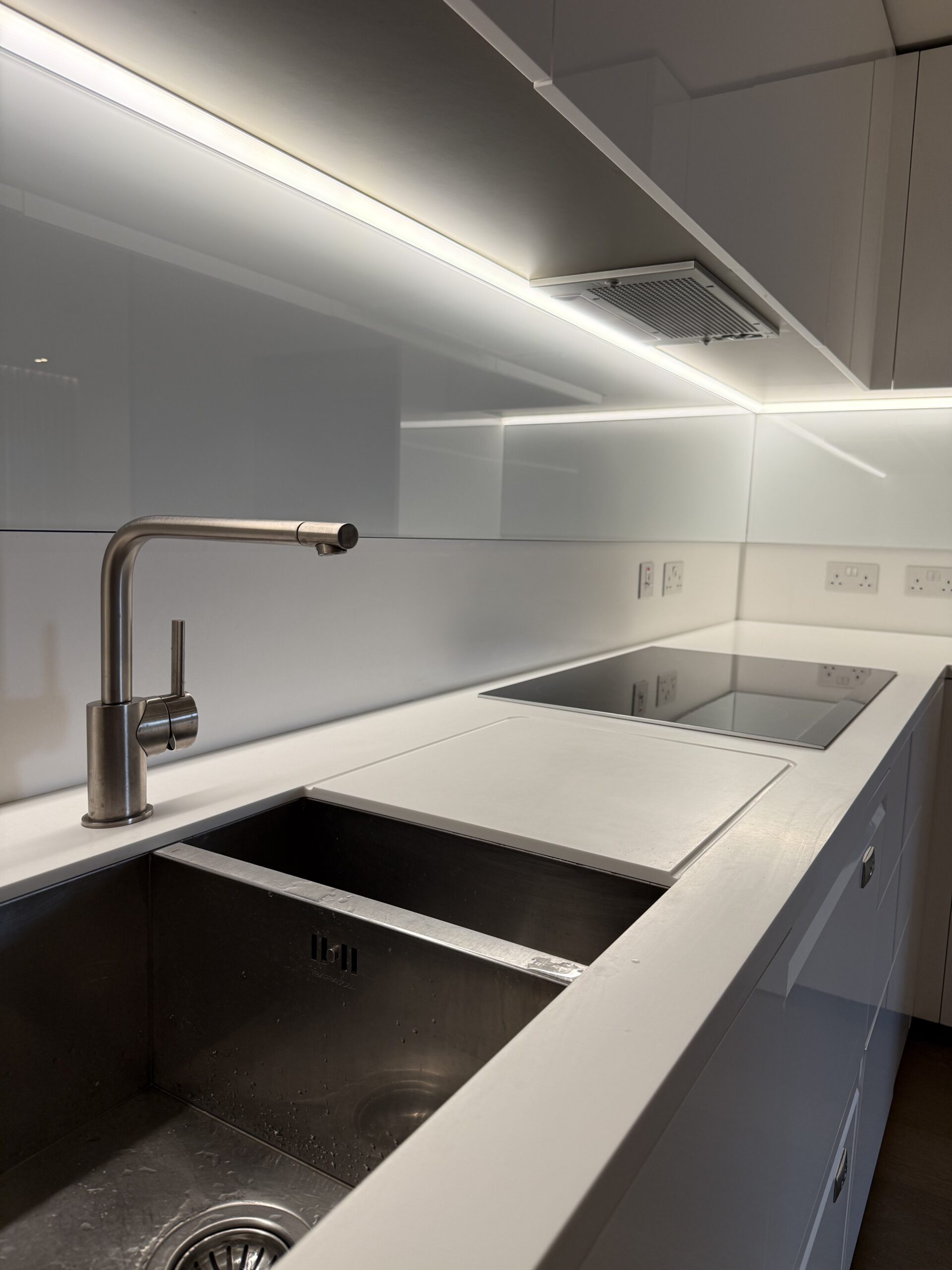 تعمیرات و ریفربیش ساختمان، مغازه و دفتر کار