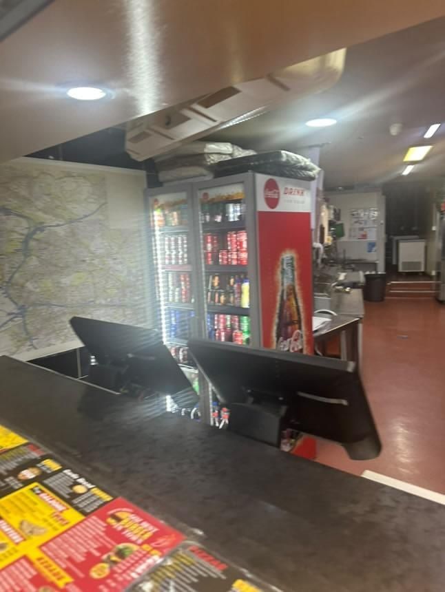 فروش مغازه پیتزاشاپ