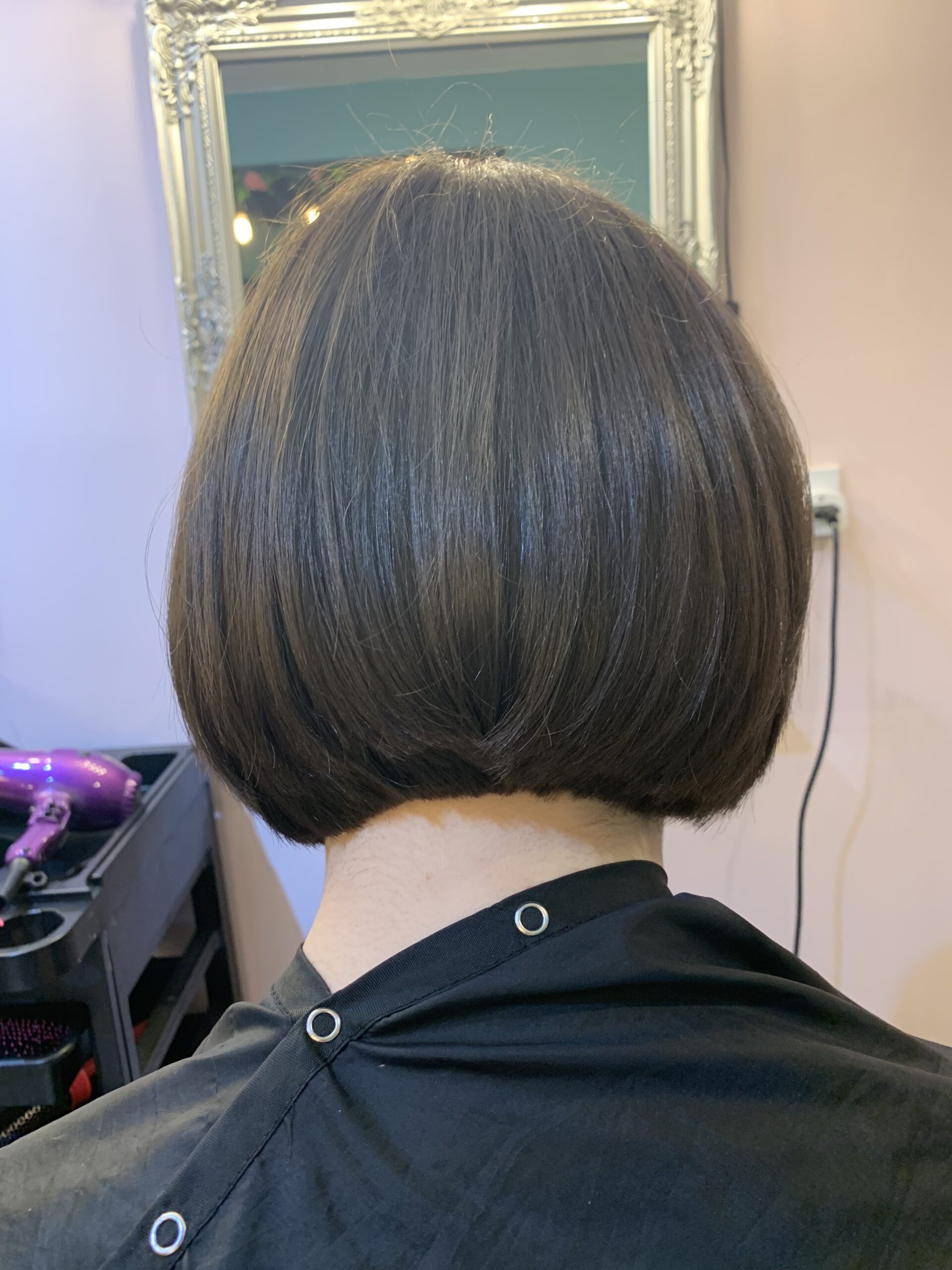 خدمات آرایشگری٫ مو و زیبایی