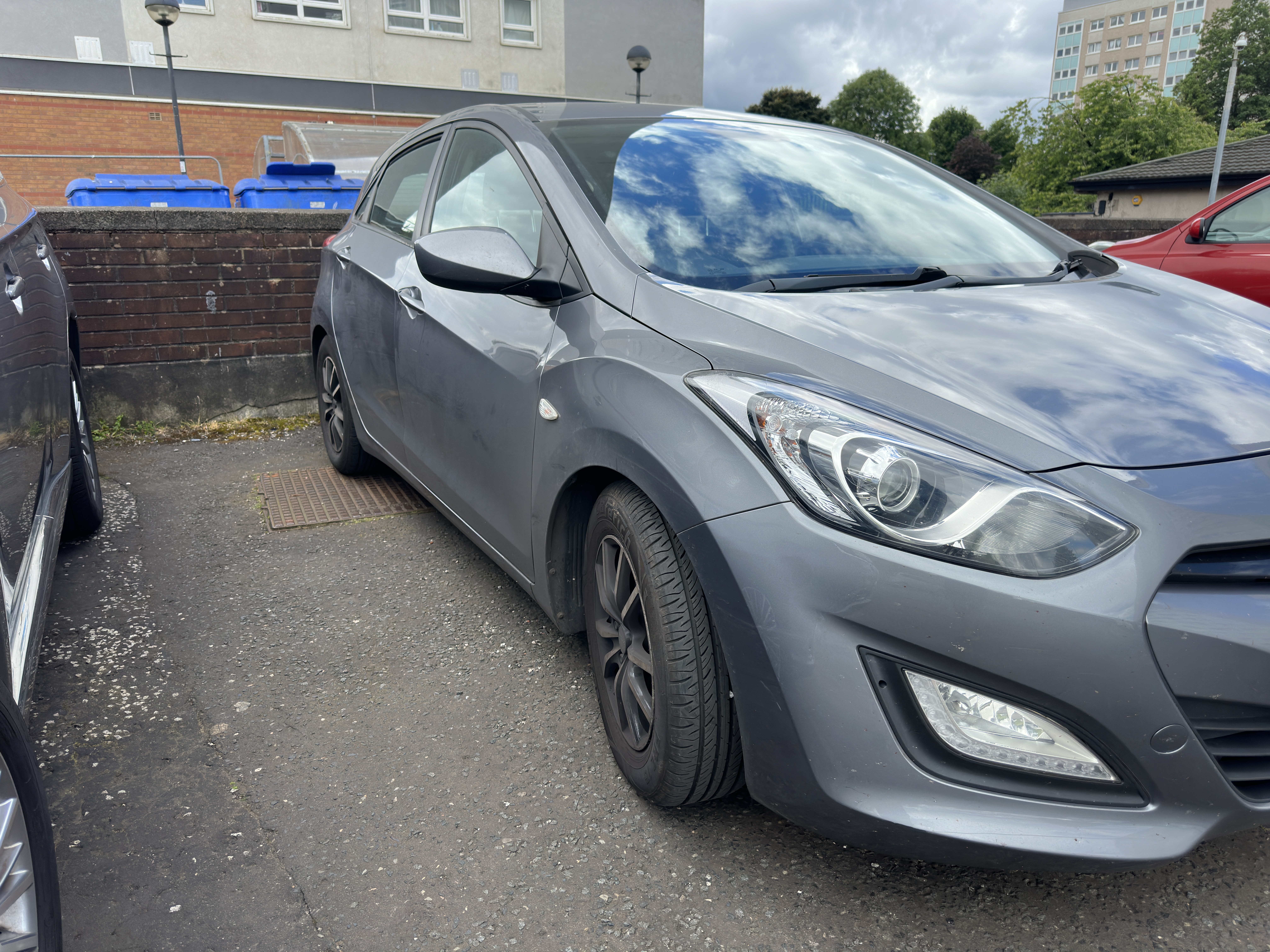 هیوندا i30 خاکستری ٢٠١٣